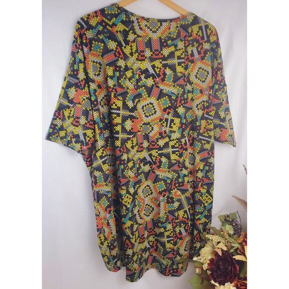 Nwot LulaRoe XL Irma Top Tribal Shirt Relaxed Hi Low Tunic Geometric Print Women - Picture 2 of 7